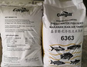 Cargill 6363 fish feed bags